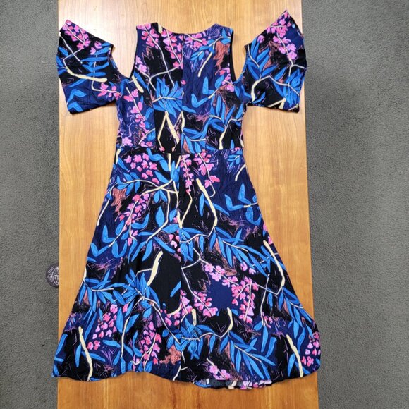 Maeve x Anthropologie Elia Cold Shoulder Dress Flutter Sleeves - 0P - Picture 5 of 11